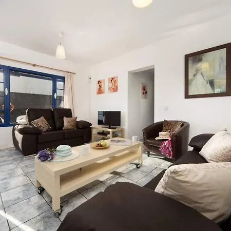 Βίλα Marisa Central 3 Bed With Aircon