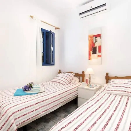 Villa Marisa Central 3 Bed With Aircon Lanzarote Island