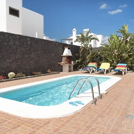Villa Marisa Central 3 Bed With Aircon Lanzarote Island