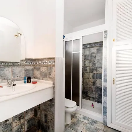 Marisa Central 3 Bed With Aircon Villa